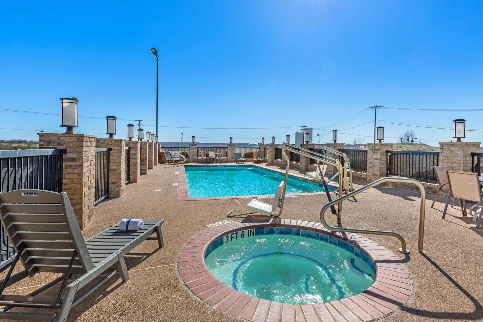 Mineral Wells Best Western Club House Inn & Suites מראה חיצוני תמונה